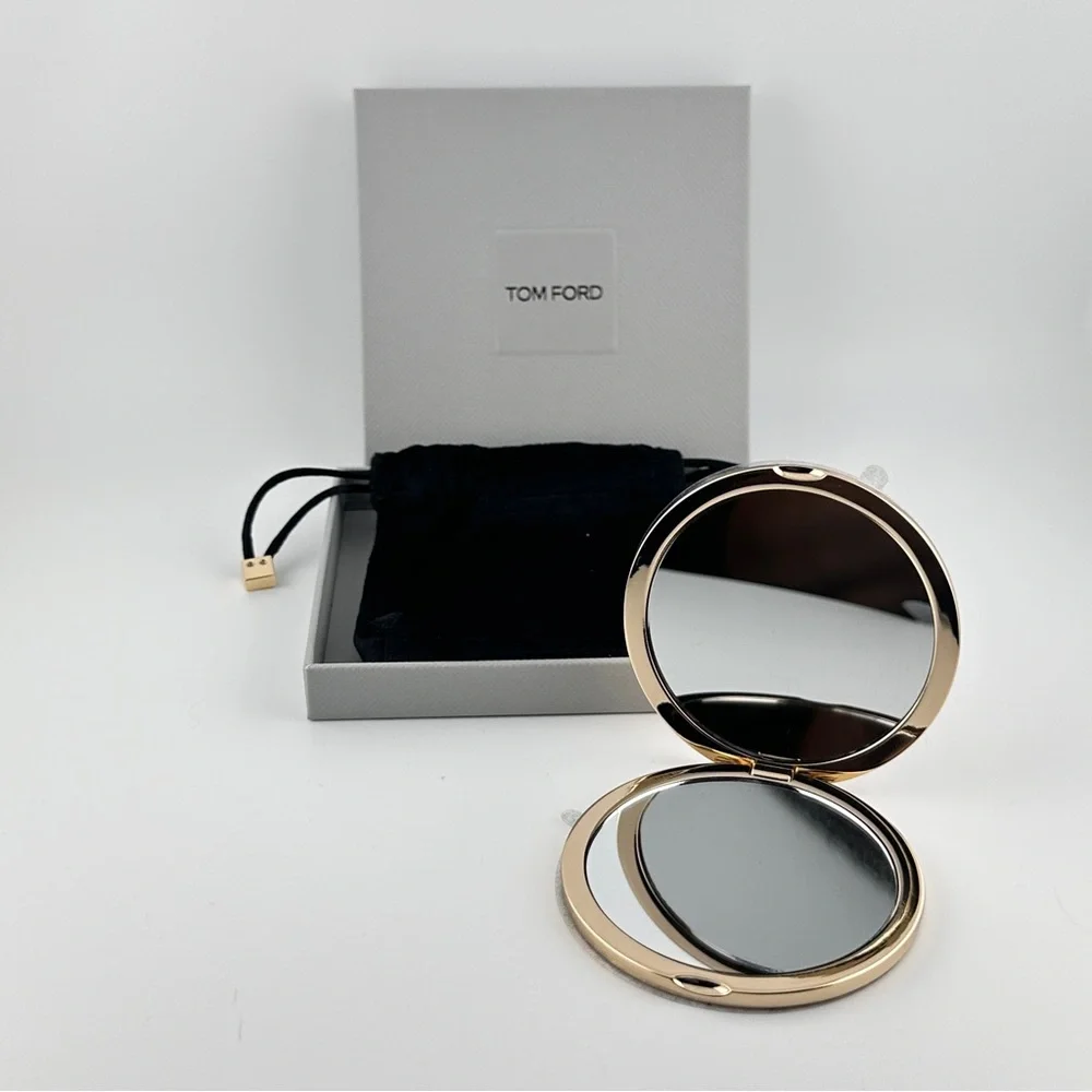 🆕 TOM FORD Elegant Gold Compact Mirror with Velvet Bag & Box